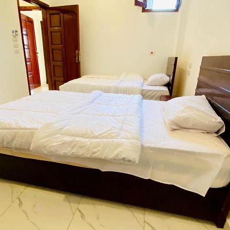 Villa Sun Wing - Guest House Луксор Екстериор снимка