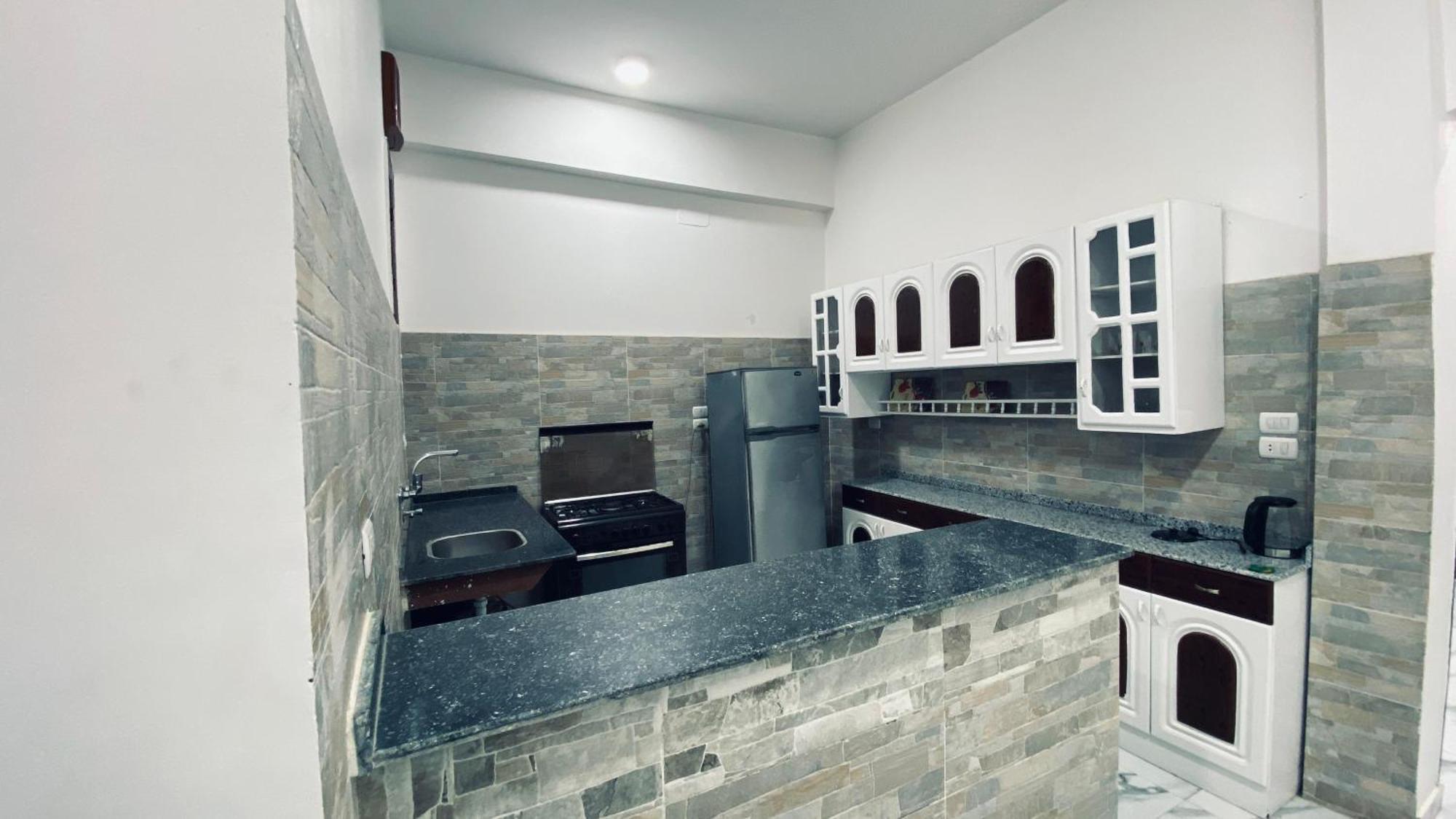 Villa Sun Wing - Guest House Луксор Екстериор снимка