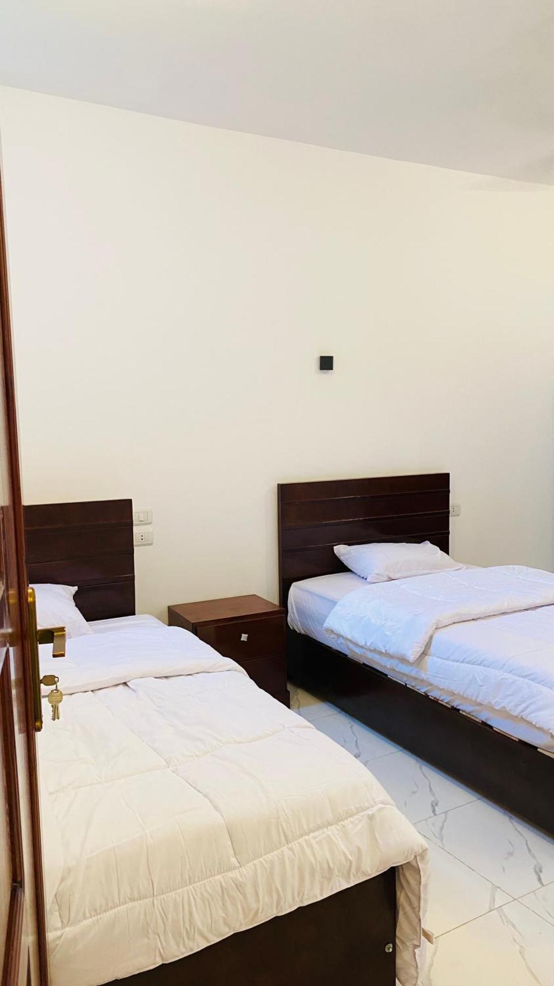 Villa Sun Wing - Guest House Луксор Екстериор снимка